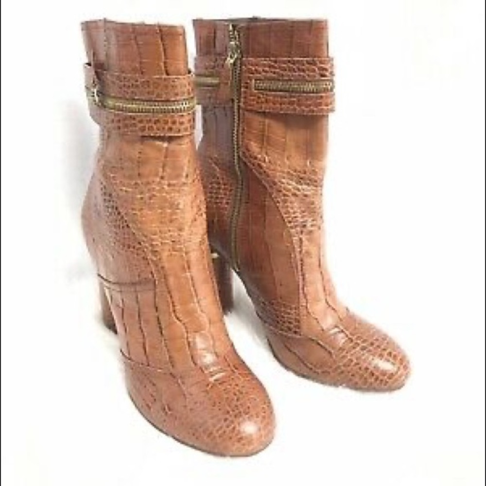 NWOT, BCBGirls Croc-Embossed Bootie, Sz 7.5M
